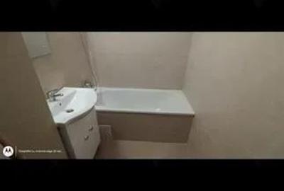 Garsonieră semidecomandată în Titan