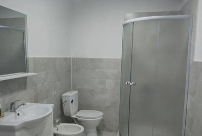 Apartament cu 3 camere decomandat în Central - 3
