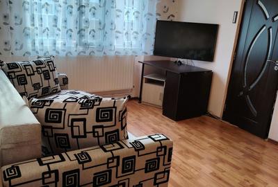 Apartament cu 3 camere decomandat în Nufărul - 1