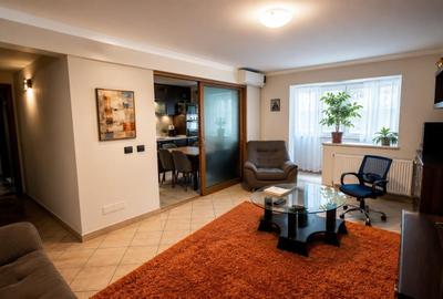 Apartament cu 4 camere decomandat în Ultracentral - 2