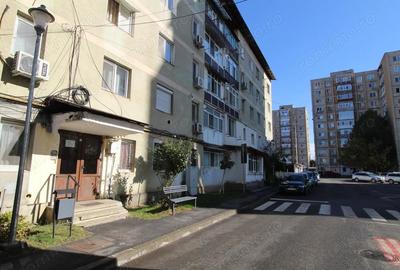 Apartament cu 2 camere decomandat în Plopilor - 3