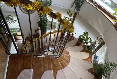 Casă individuală cu 6 camere cu Canalizare în Andrei Mureșanu - 14