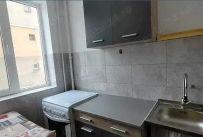 Garsoniera Calea Bucuresti, etaj 2 - 4