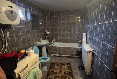 Casă cu 5 camere cu Teren 600 Mp în Bariera Vâlcii - 2