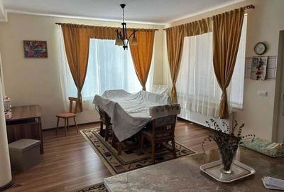 Platoul Cornesti - Vanzare casa 5 camere - Str. Posada - 1