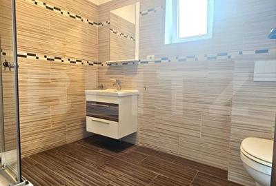 Casă cu 4 camere în Dumbrăvița - 1