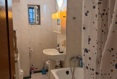 Apartament cu 2 camere decomandat în Central - 1