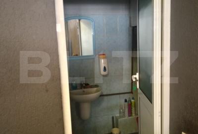 Spațiu comercial, de 74 mp, în Central - 6