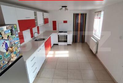 Casă cu 3 camere cu Teren 363 Mp în Remetea Mare - 1