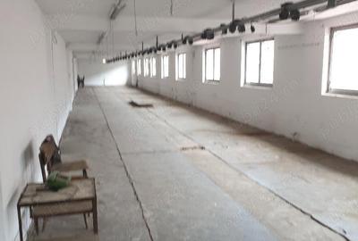 Spațiu comercial, de 8,000 mp, în Centura - 3