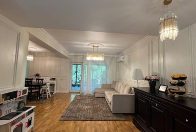 Casă individuală cu 5 camere cu Canalizare în Pipera