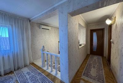 Casă cu 6 camere cu Teren 4057 Mp în Găneasa - 8