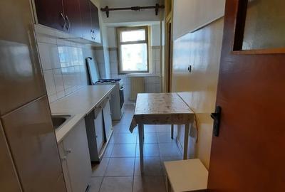 Garsonieră decomandată în Tei - 3