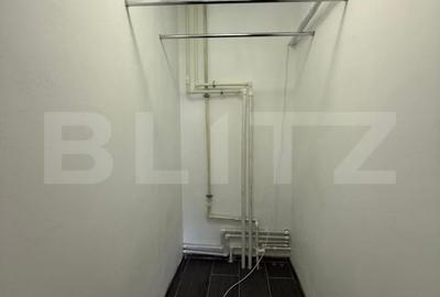 Apartament cu 3 camere, decomandat, 70 mp, etaj 2 - 10