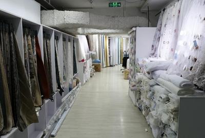 Spatii comerciale de inchiriat in Complex SIR Lujerului - 1