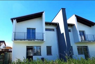 Duplex cu 4 camere cu Canalizare în Șura Mică - 1
