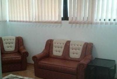 Apartament cu 3 camere decomandat în Bd. Laminorului - 6