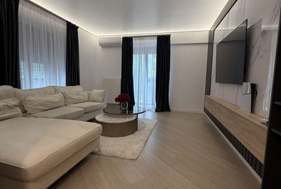 Apartament cu 3 camere decomandat în Central - 1