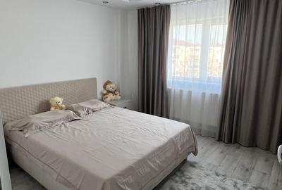Apartament cu 2 camere decomandat în 9 Mai - 4