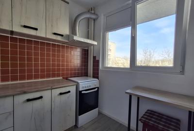 Apartament cu 2 camere semidecomandat în 1 Mai - 7