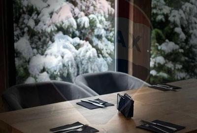 Hotel boutique/ Pensiune, renovat recent,  zona naturala ,  14 camere - 24