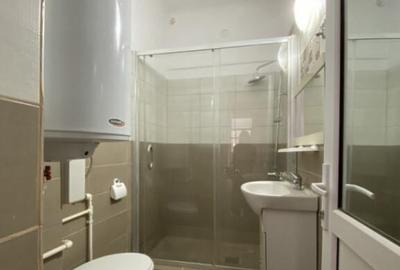 Apartament cu 4 camere decomandat în Central - 4