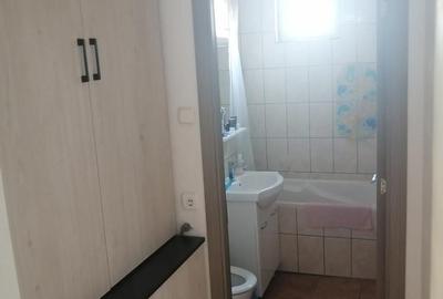Apartament cu 4 camere decomandat în Cantemir