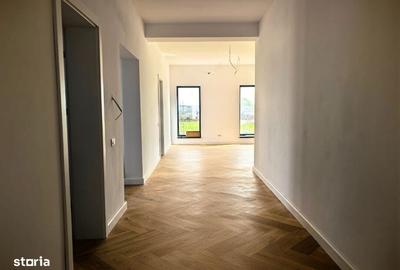 Casă cu 4 camere în Ostratu - 3