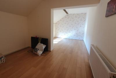 Vila generoasa in zona foarte linistita Vila generoasa in zona foarte linistita - 17