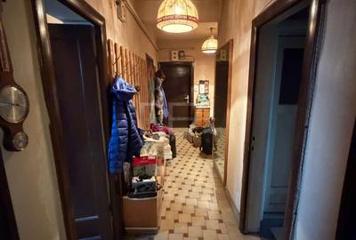 Apartament cu 3 camere decomandat, mobilat în P-ța Victoriei - 5