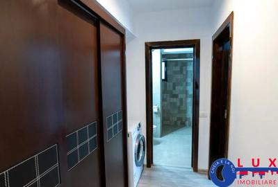 Apartament cu 2 camere decomandat în Pelican - 12