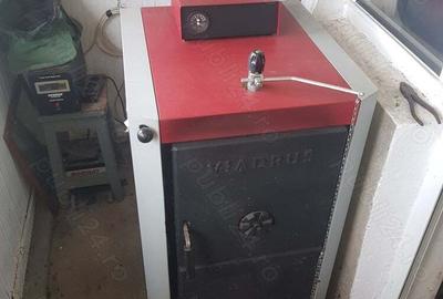 Vind apartament cu 3 camere decomandat in Orsova - 7