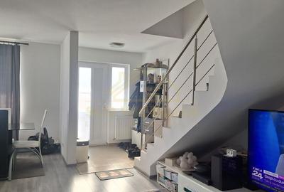 Duplex cu 5 camere cu Canalizare în Central - 5