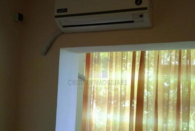 Garsoniera Mobilata si utilata, zona Bariera etaj 3 - 4