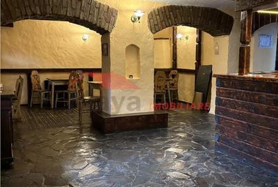 Spațiu comercial, de 180 mp, în Central - 3