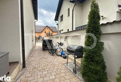 Casă cu 4 camere cu Teren 250 Mp în Central - 2