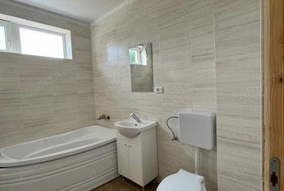 Proprietar, vand casa cu panouri fotovoltaice foarte aproape de Arad!! - 2