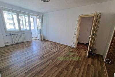 Apartament cu 2 camere semidecomandat în Dorobanți