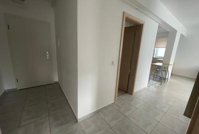 Vanzare apartament 2 camere in Tractorul zona Coresi - 9
