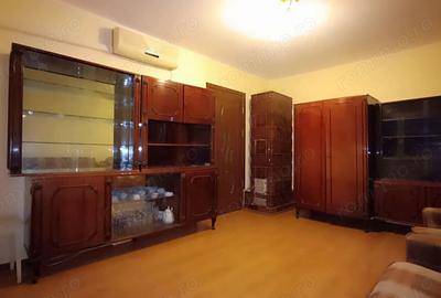 Vand Apartament Bailesti str. Carpati - 10