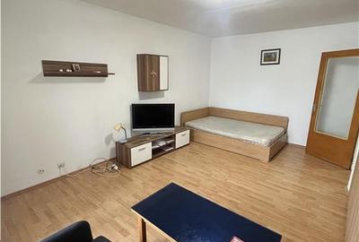 Garsonieră decomandată, mobilată în Tei - 2