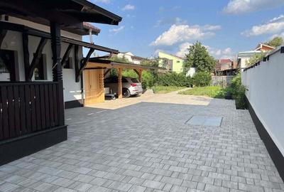 Casă cu 5 camere cu Teren 500 Mp în Central