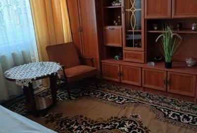 Apartament cu 2 camere semidecomandat în Micro 1 - 5