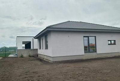 Casă cu 1 camere cu Teren 360 Mp în Central