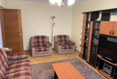 Apartament 3 camere Titan | Bloc 1982 | 8/10 - 3