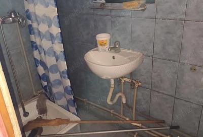 Garsonieră decomandată în Micro 15 - 2