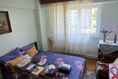 Apartament cu 4 camere în Micro 16 - 7