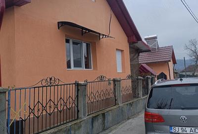 Casă cu 4 camere cu Teren 11700 Mp în Băbeni - 6