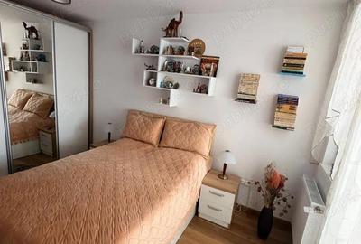 Apartament cu 2 camere decomandat, mobilat în Tractorul - 1