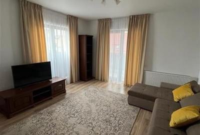 Apartament cu 2 camere decomandat, mobilat în Tractorul